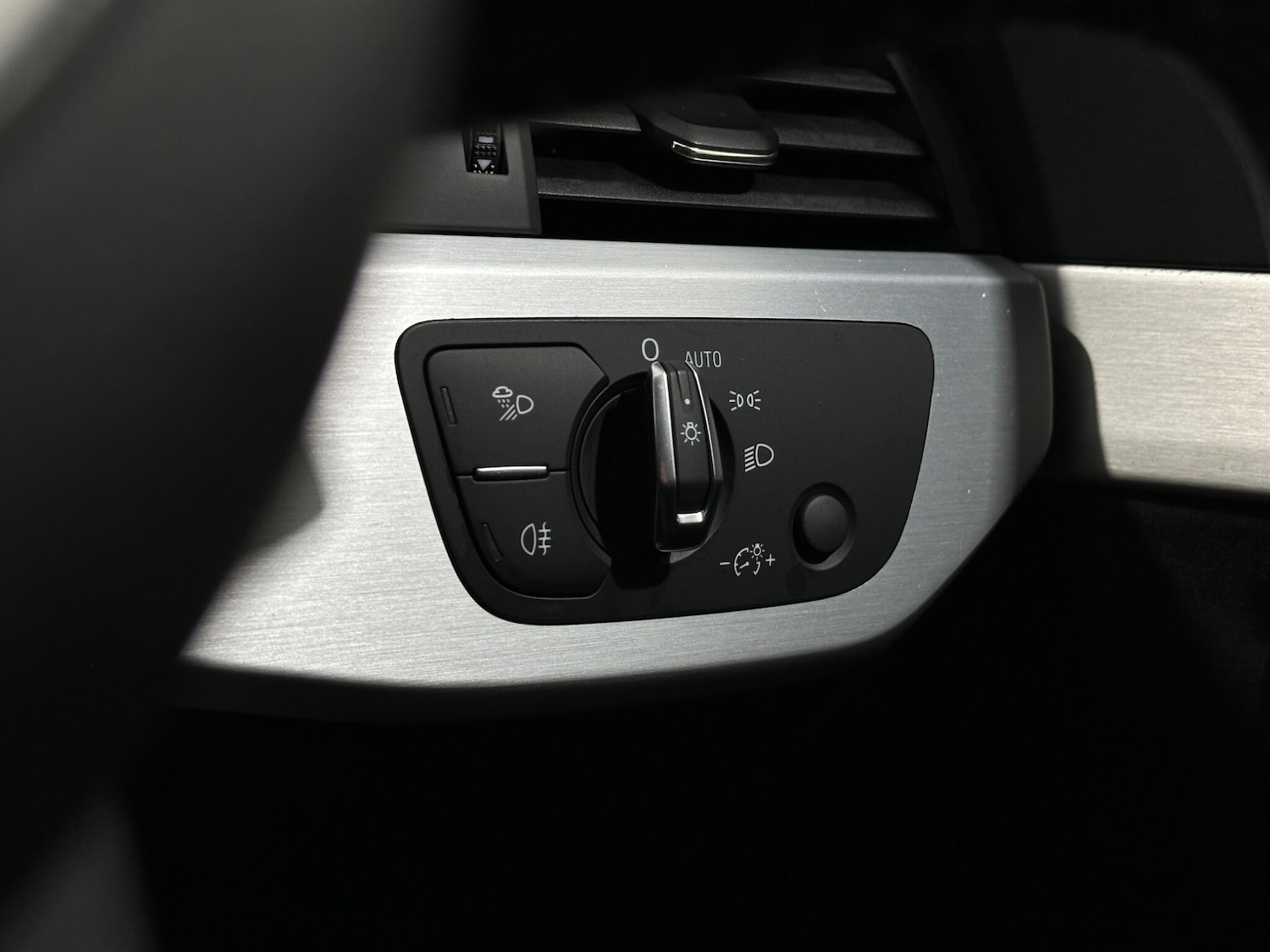 Used Audi A4 2019 for sale - 76878893: Photo 18