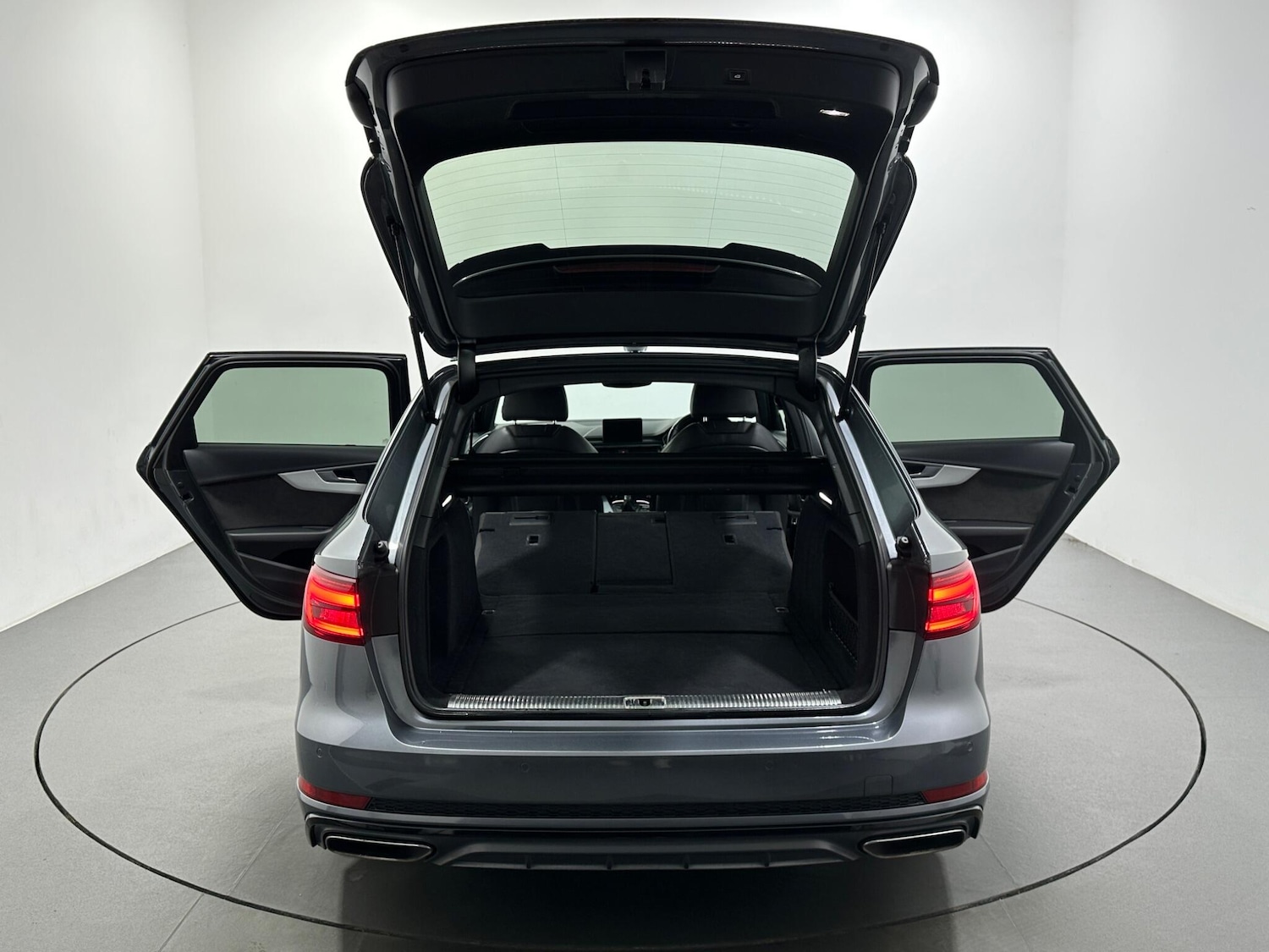 Used Audi A4 2019 for sale - 76878893: Photo 43