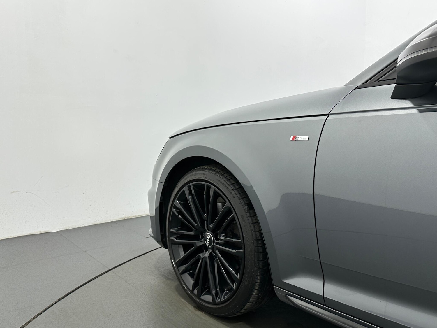 Used Audi A4 2019 for sale - 76878893: Photo 50