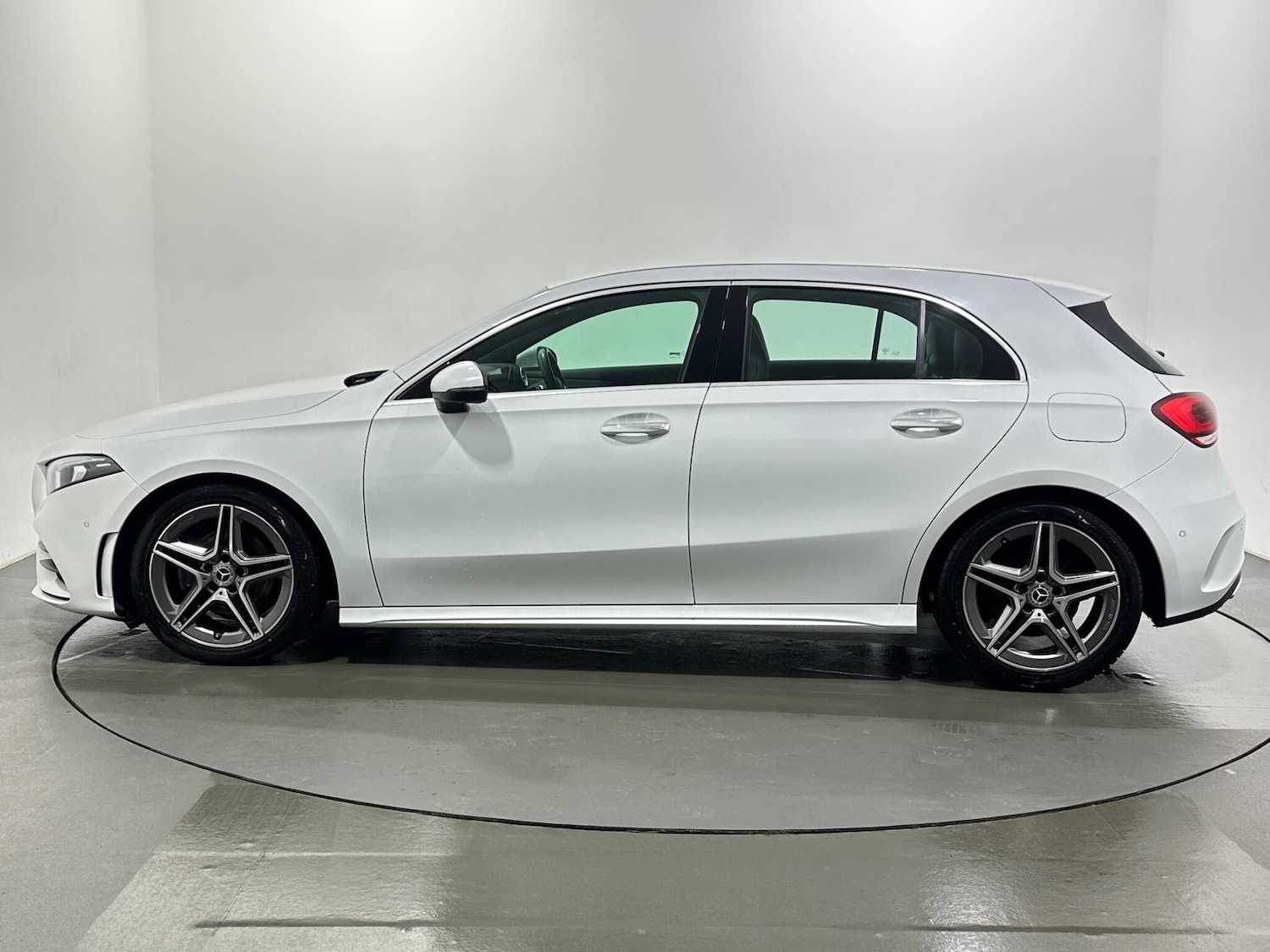 Used Mercedes-Benz A-Class 2019 for sale - 77799113: Photo 4