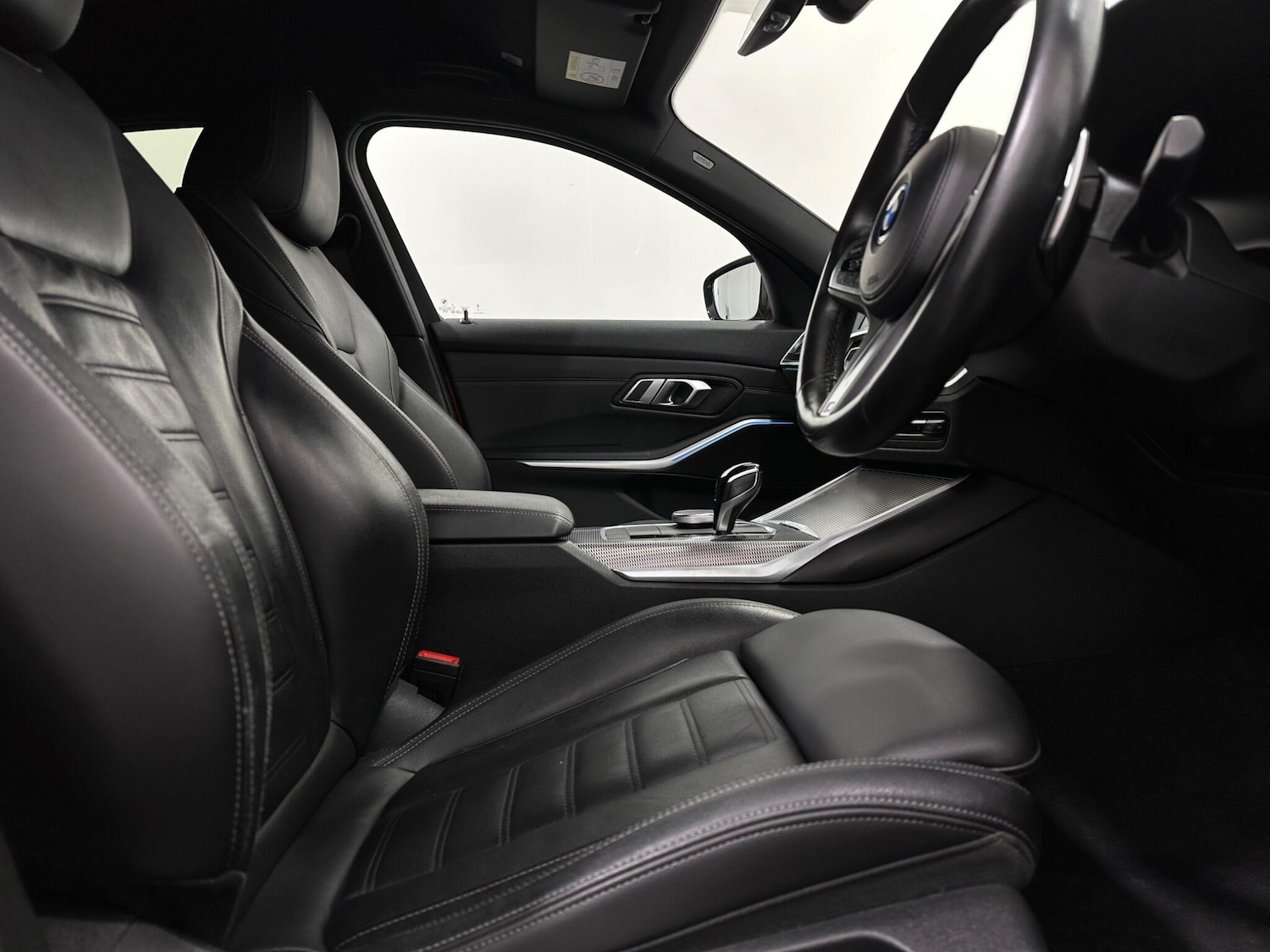 Used BMW 3 Series 2022 for sale - 76878974: Photo 32