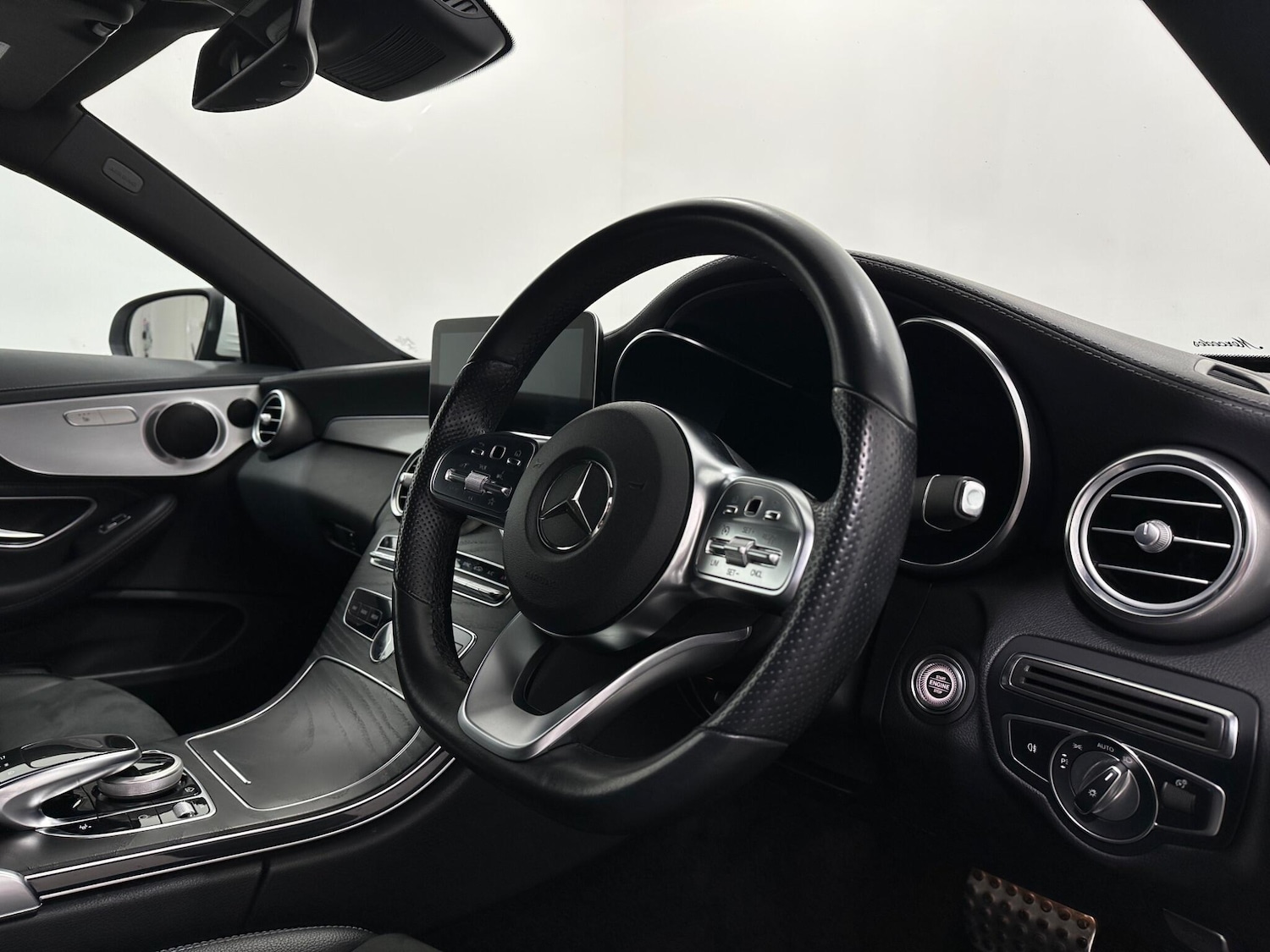 Used Mercedes-Benz C Class 2018 for sale - 77229460: Photo 10