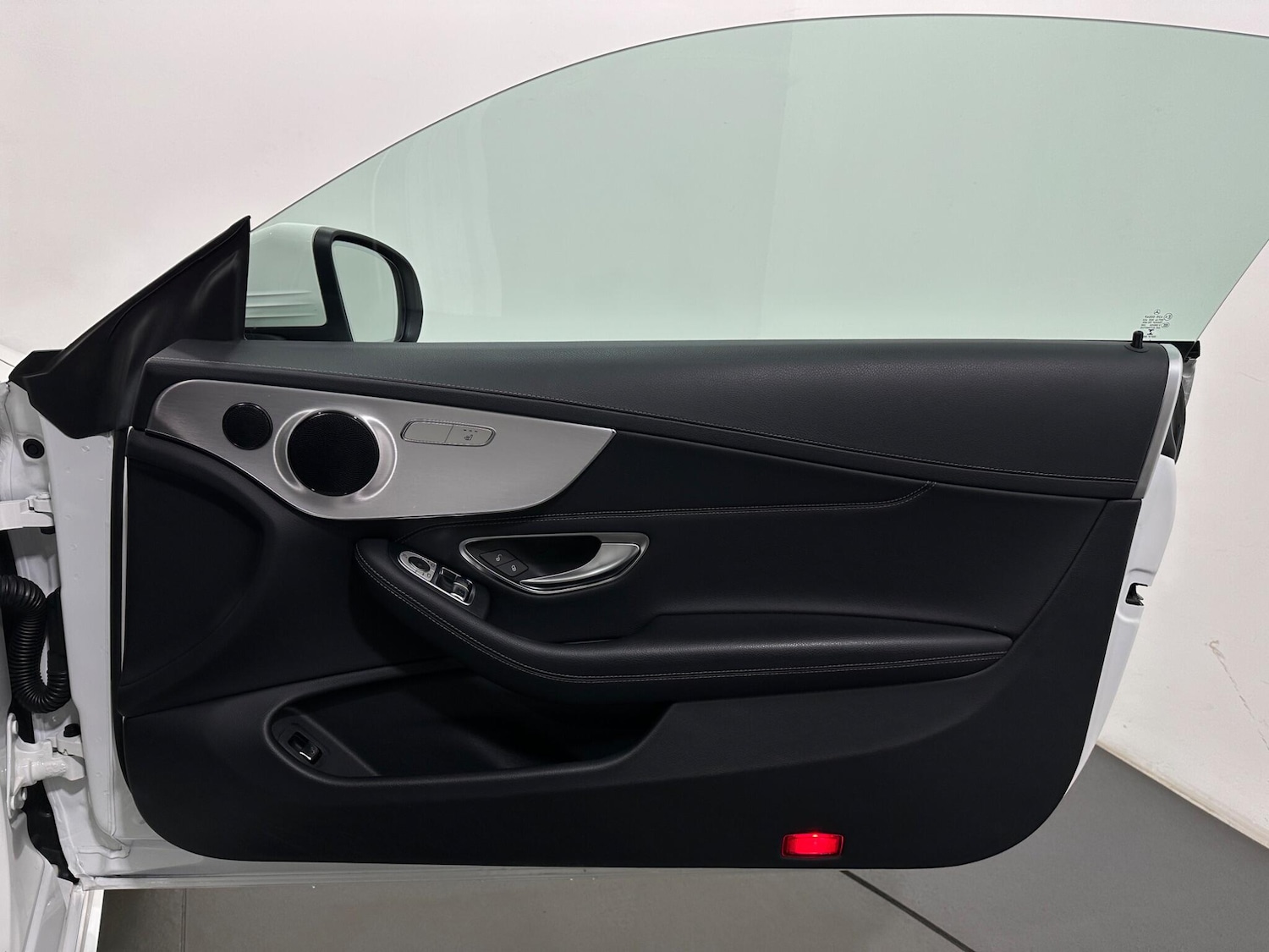 Used Mercedes-Benz C Class 2018 for sale - 77229460: Photo 34