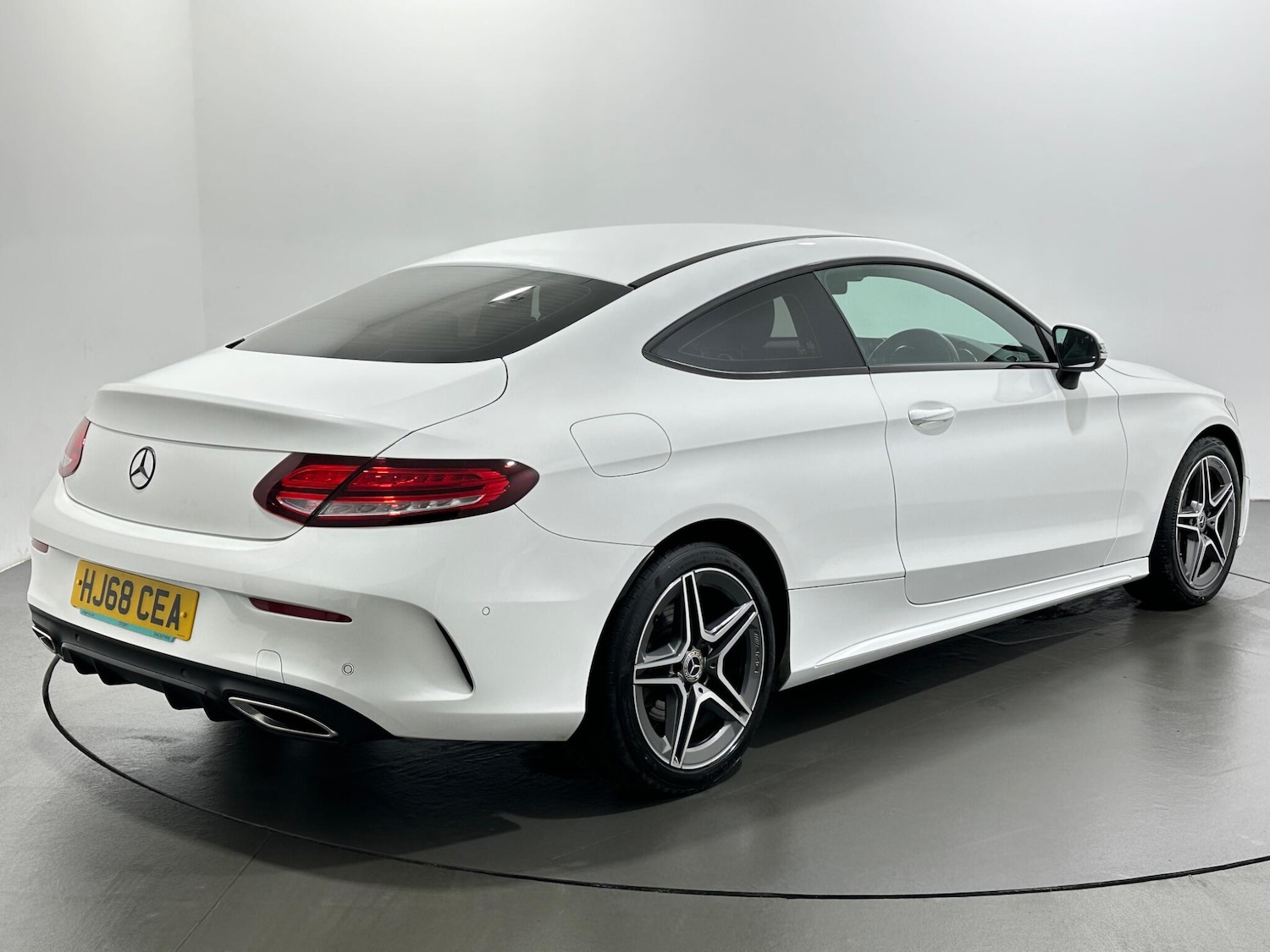 Used Mercedes-Benz C Class 2018 for sale - 77229460: Photo 8