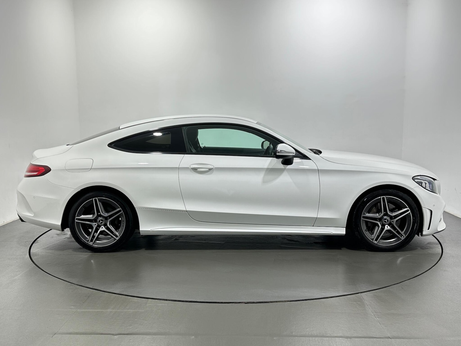 Used Mercedes-Benz C Class 2018 for sale - 77229460: Photo 9