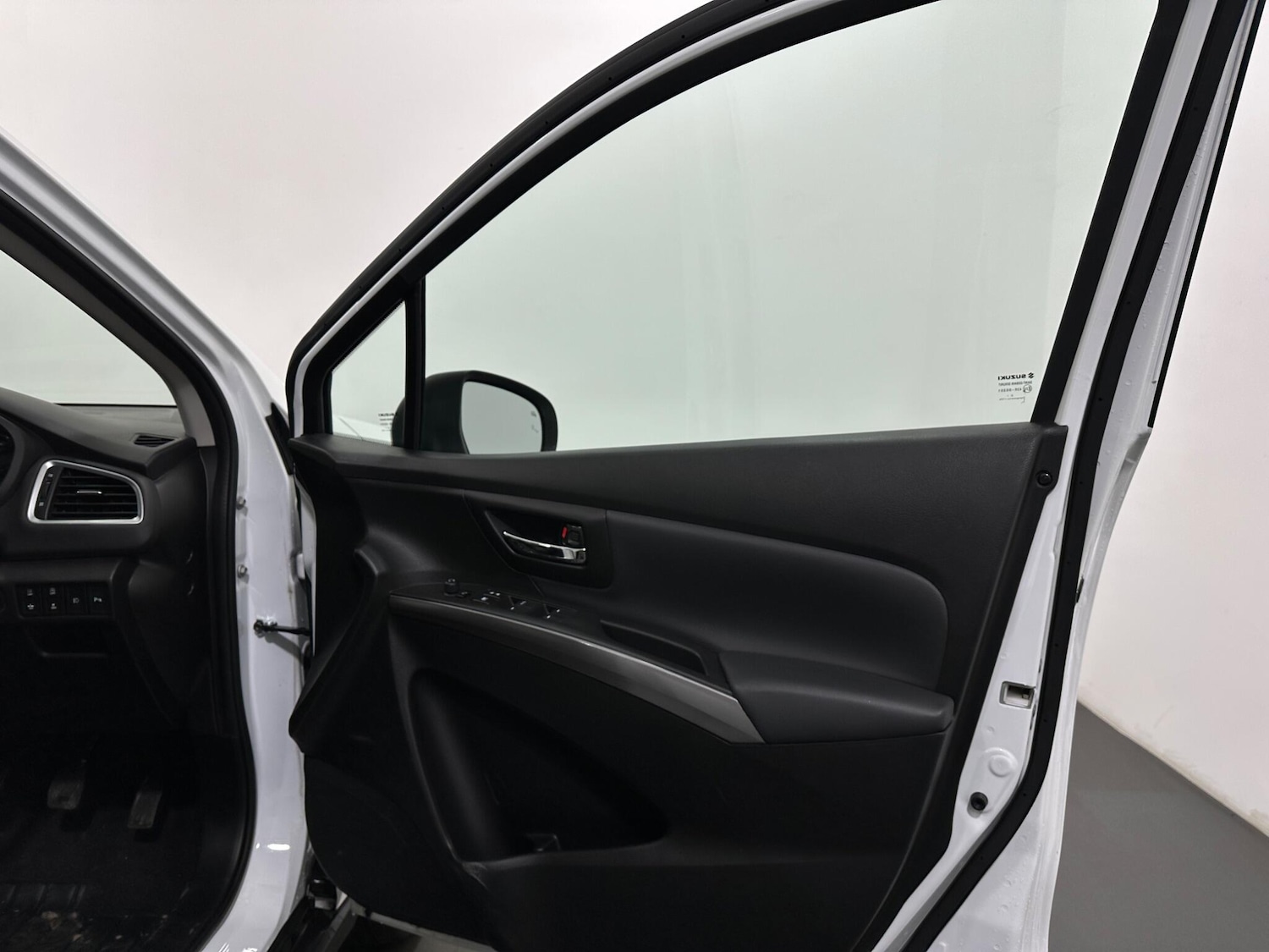 Used Suzuki SX4 S-Cross 2024 for sale - 78204968: Photo 32