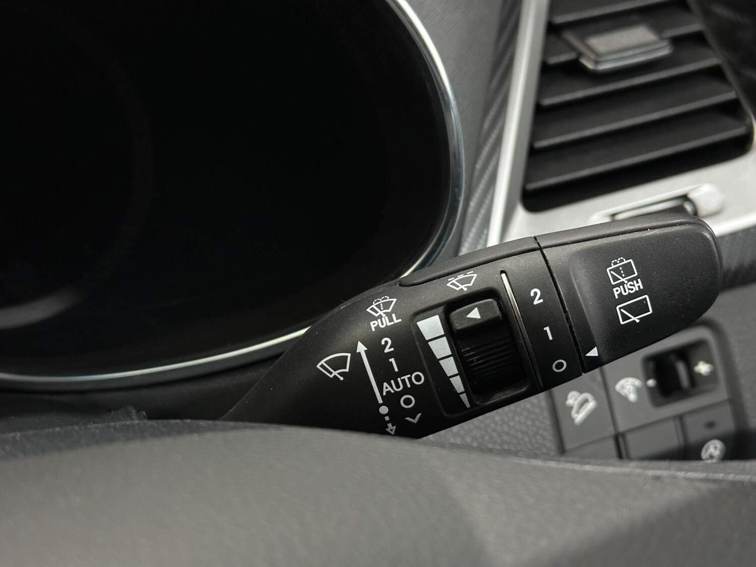 Used Hyundai Santa Fe 2018 for sale - 78020114: Photo 16