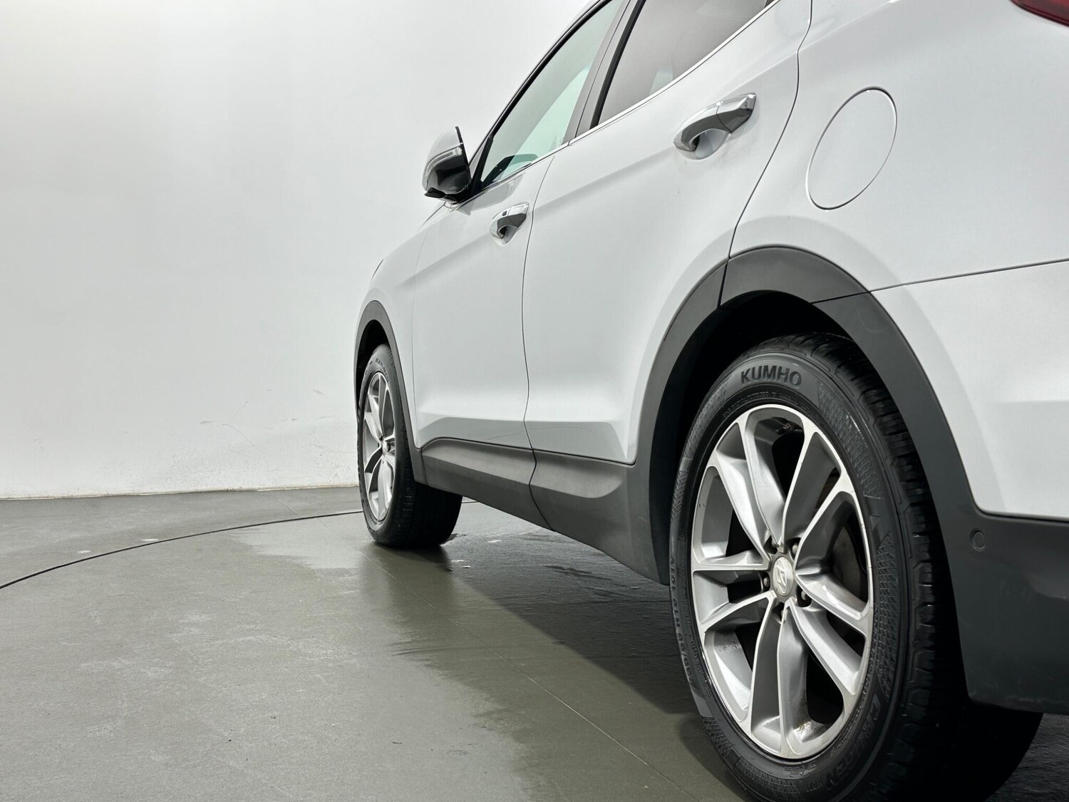 Used Hyundai Santa Fe 2018 for sale - 78020114: Photo 54