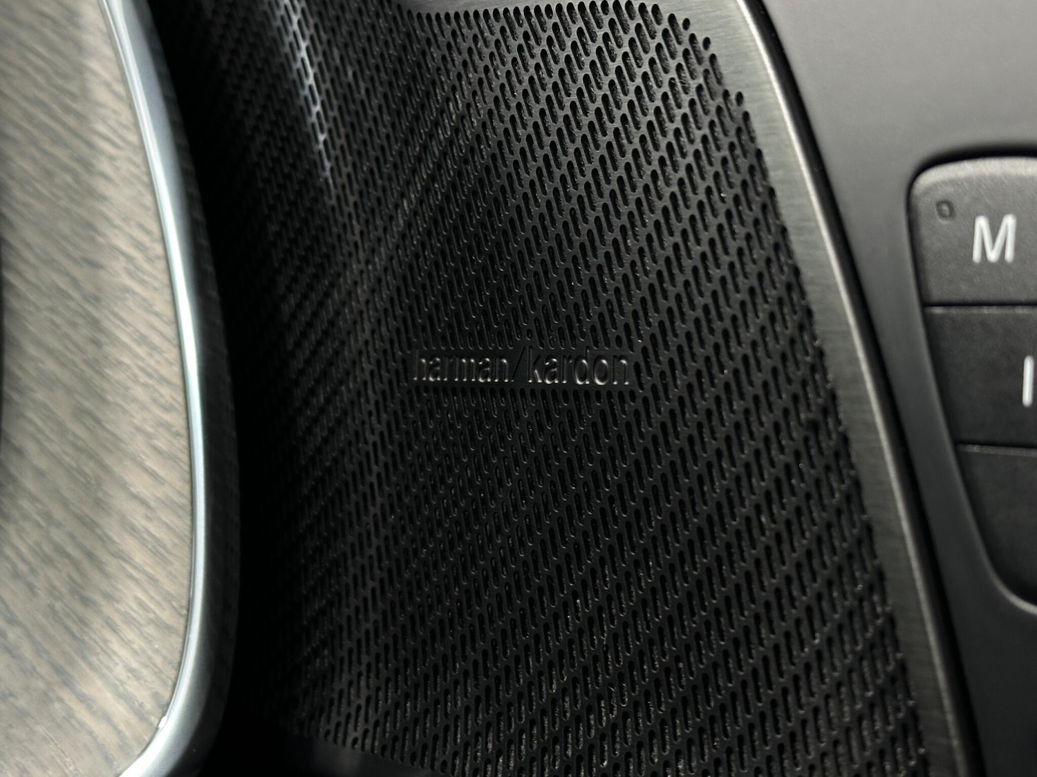 Used Volvo XC60 2019 for sale - 78086848: Photo 19