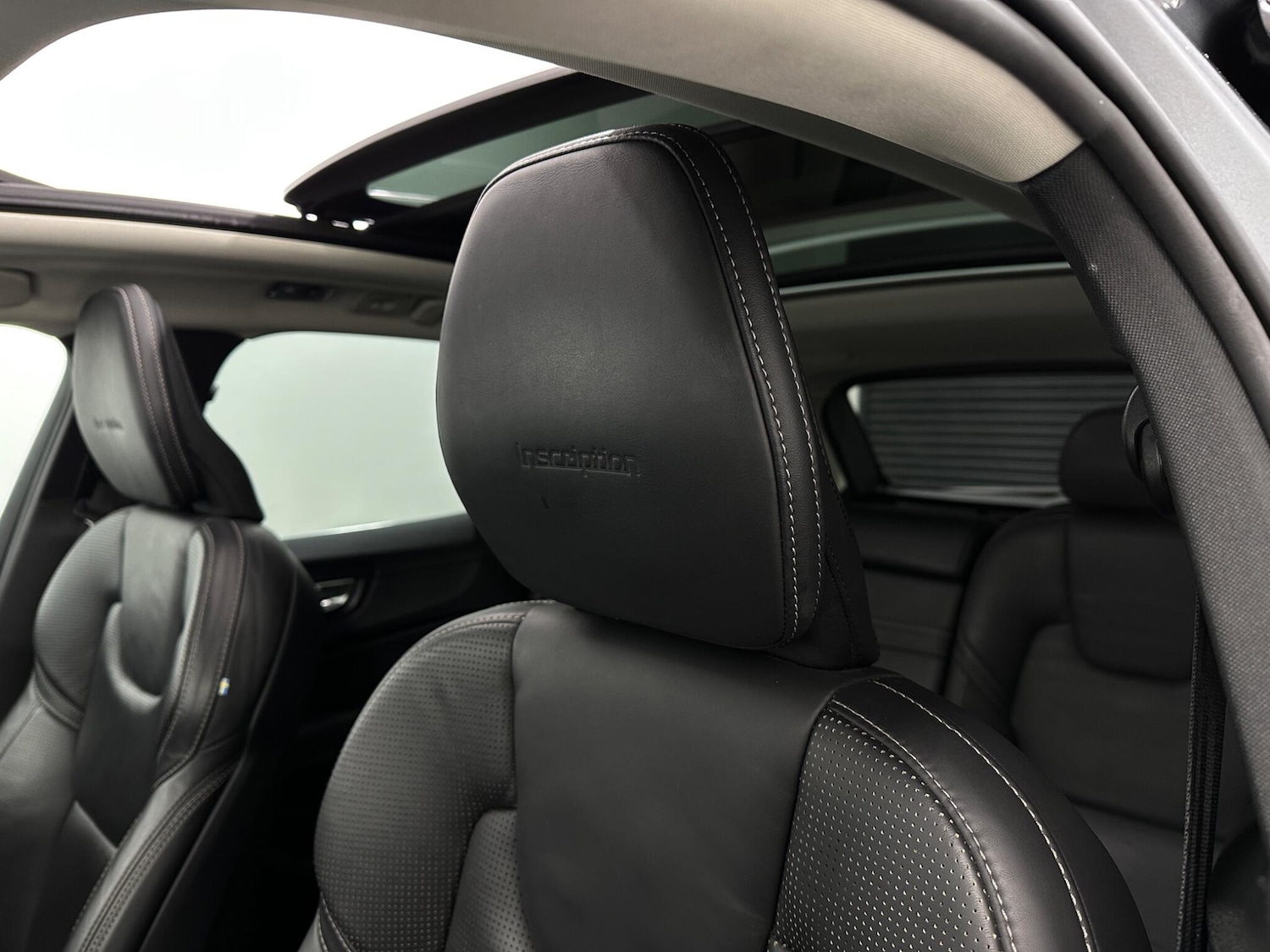 Used Volvo XC60 2019 for sale - 78086848: Photo 39