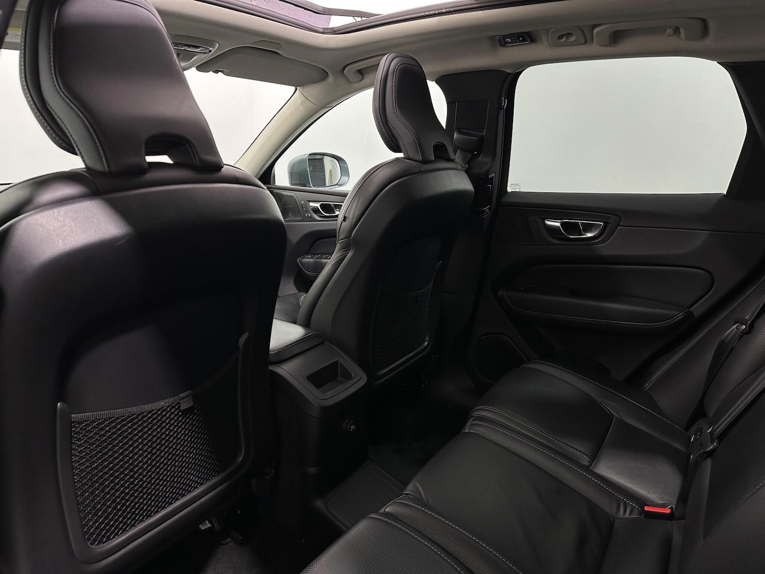 Used Volvo XC60 2019 for sale - 78086848: Photo 41