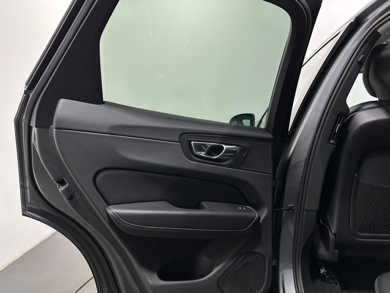 Used Volvo XC60 2019 for sale - 78086848: Photo 43