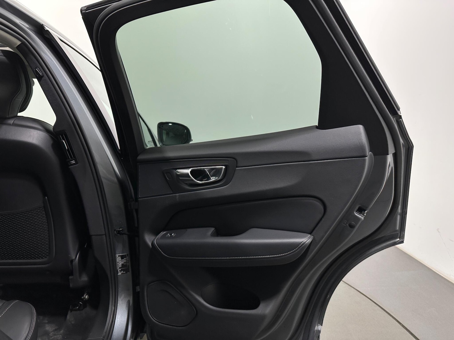 Used Volvo XC60 2019 for sale - 78086848: Photo 46