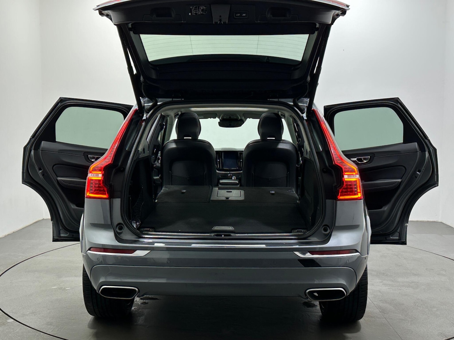 Used Volvo XC60 2019 for sale - 78086848: Photo 47