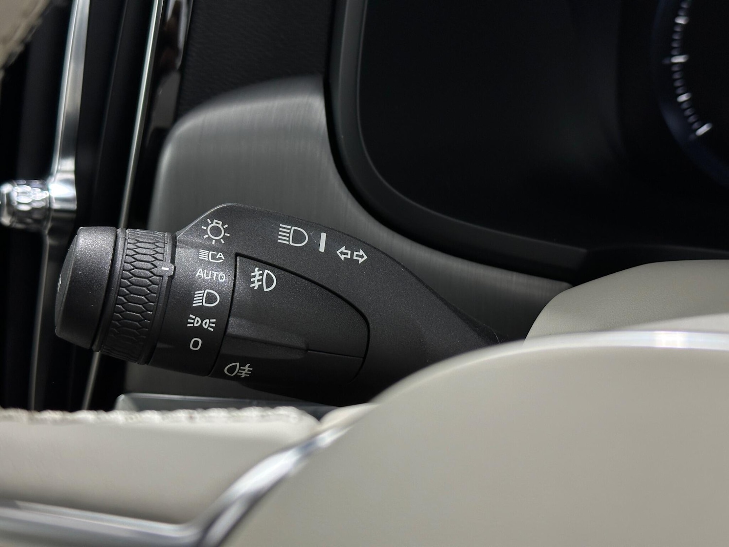 Used Volvo S90 for sale - 78135592: Photo 13