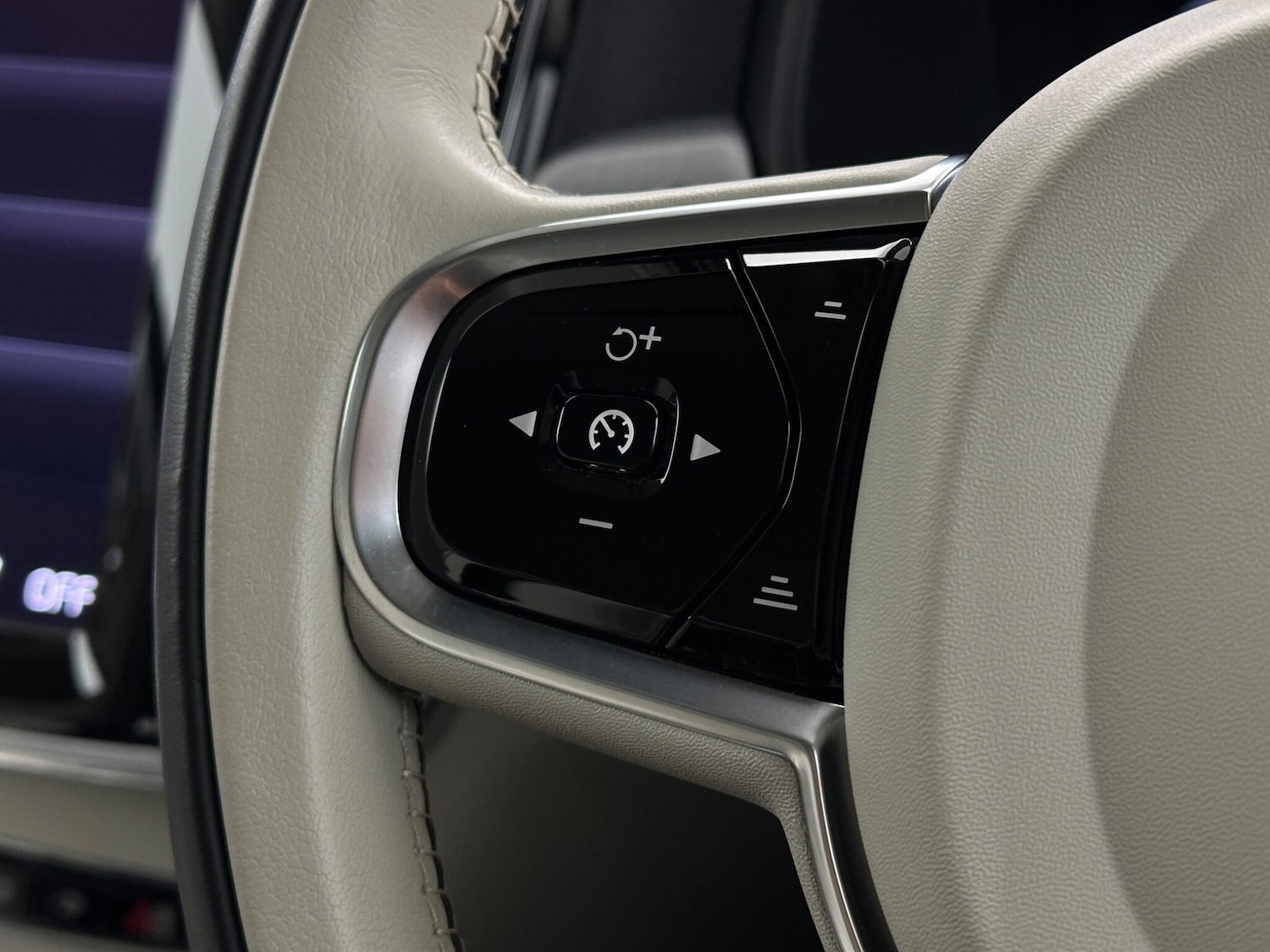 Used Volvo S90 for sale - 78135592: Photo 14