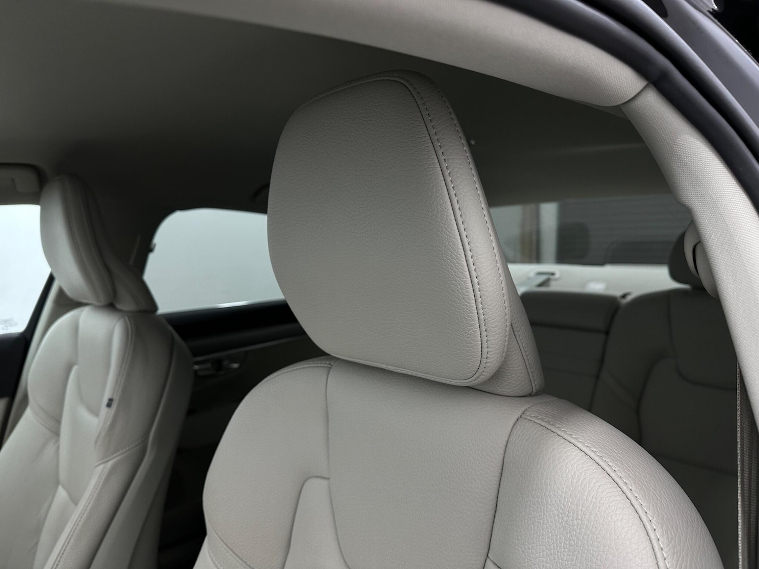 Used Volvo S90 for sale - 78135592: Photo 37