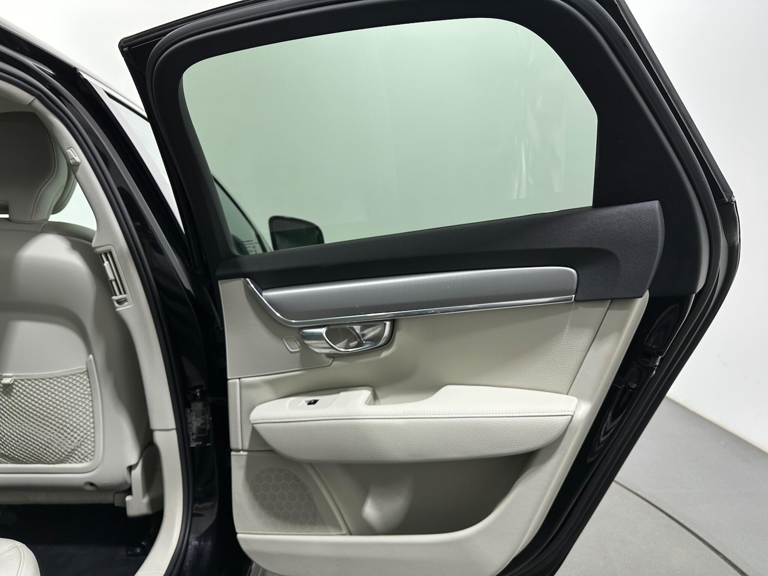 Used Volvo S90 for sale - 78135592: Photo 44