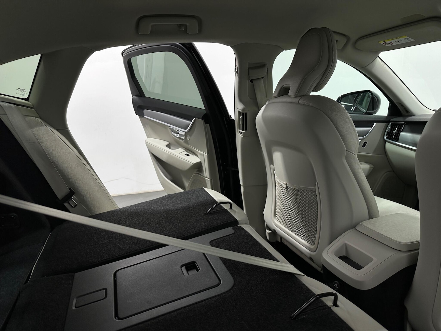 Used Volvo S90 for sale - 78135592: Photo 47