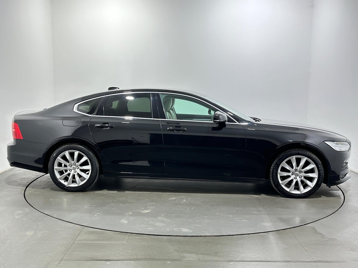 Used Volvo S90 for sale - 78135592: Photo 9