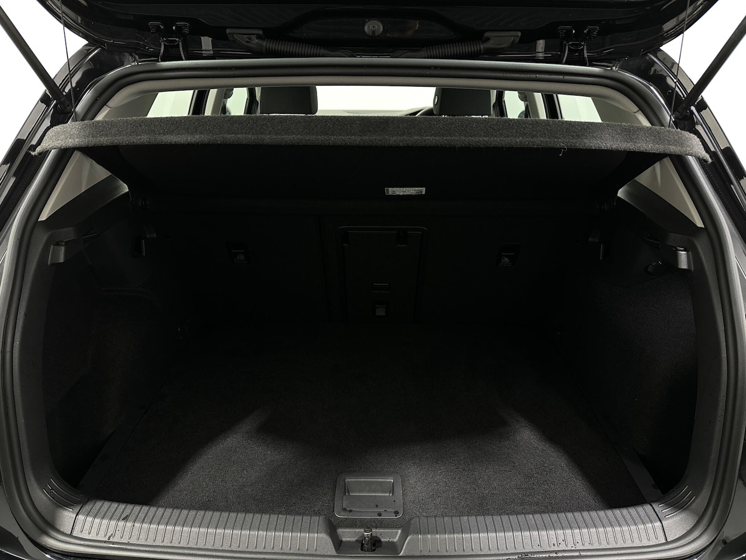 Used Volkswagen Golf 2020 for sale - 77439991: Photo 47