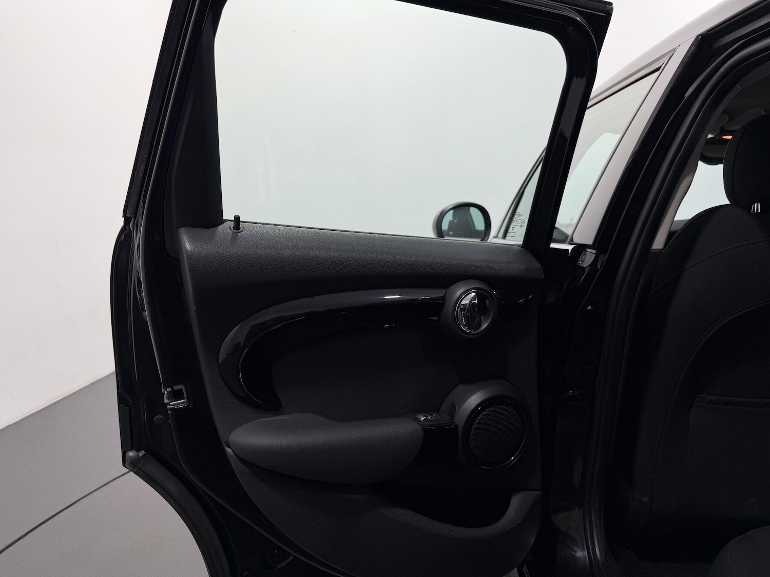 Used MINI Hatch 2018 for sale - 76878954: Photo 37