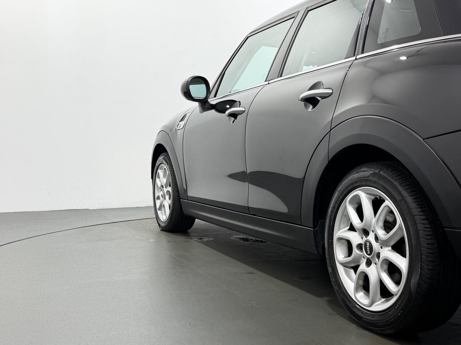 Used MINI Hatch 2018 for sale - 76878954: Photo 46