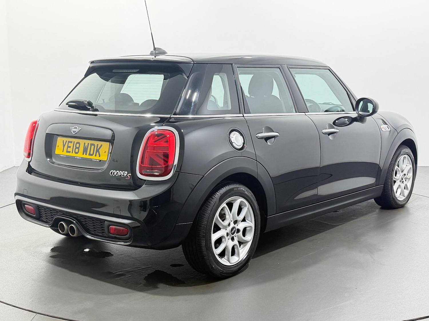 Used MINI Hatch 2018 for sale - 76878954: Photo 8