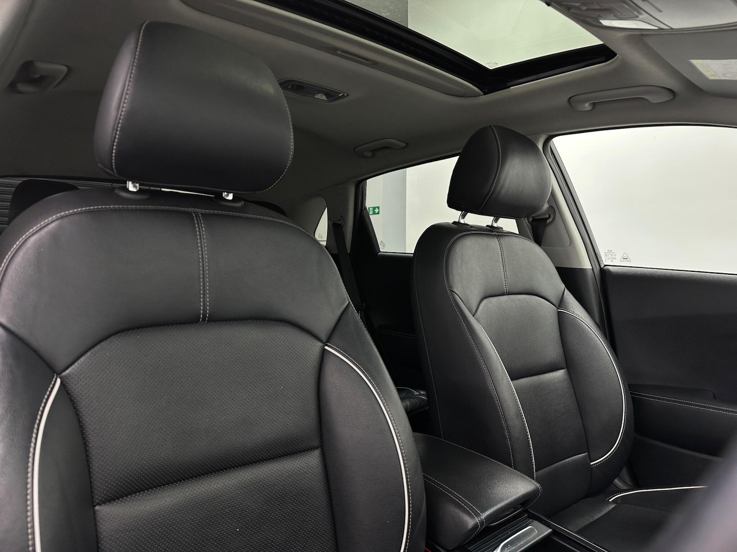 Used Kia Niro 2021 for sale - 76936611: Photo 31