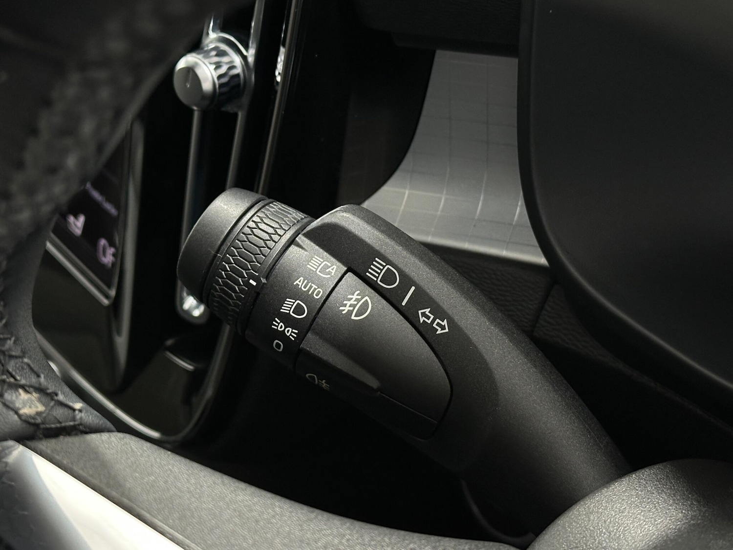 Used Volvo XC40 2022 for sale - 77290477: Photo 13