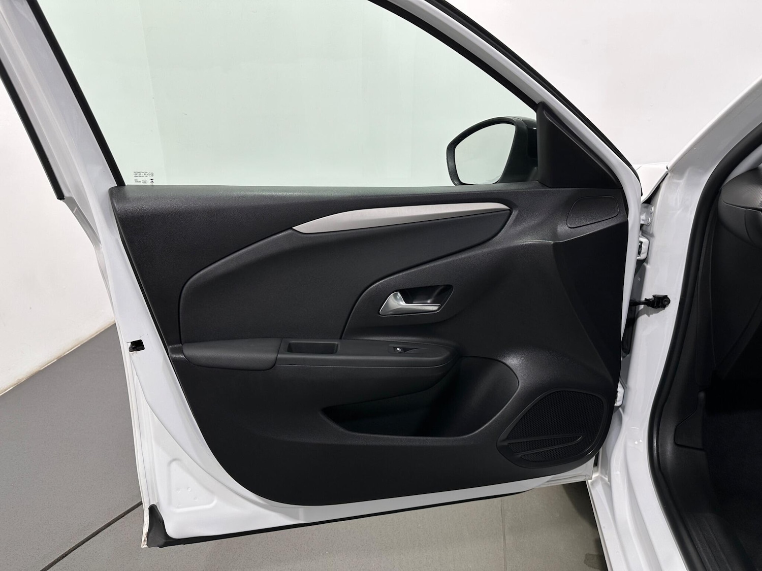 Used Vauxhall Corsa 2023 for sale - 78204624: Photo 35