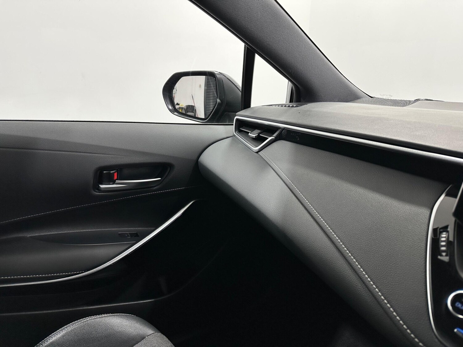 Used Toyota Corolla 2021 for sale - 77768757: Photo 25