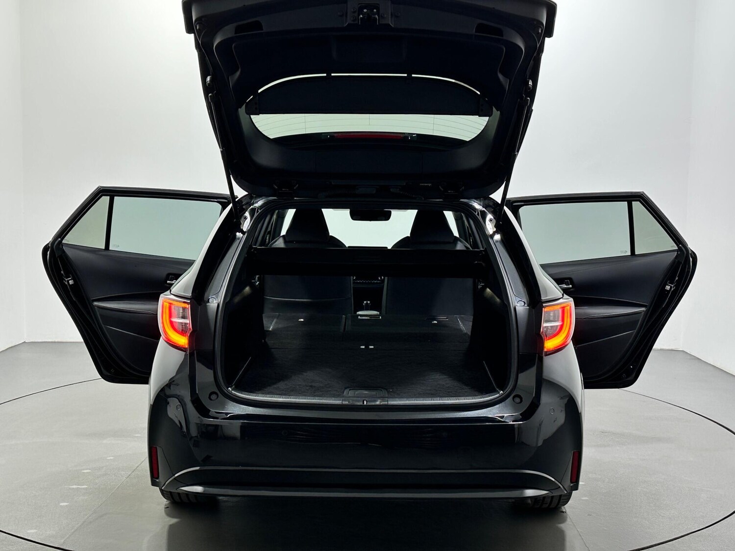 Used Toyota Corolla 2021 for sale - 77768757: Photo 43