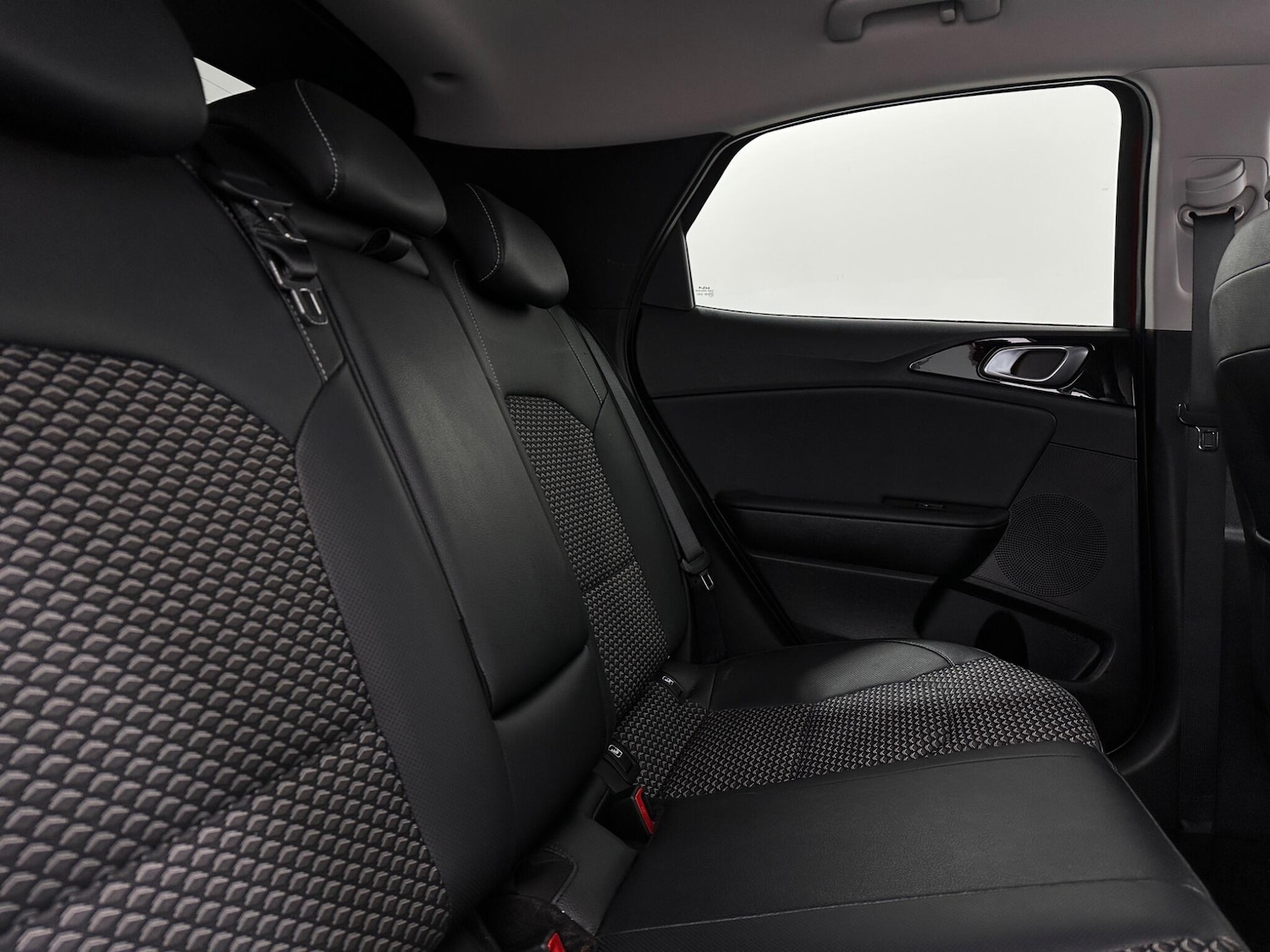 Used Kia XCeed 2022 for sale - 76878662: Photo 40