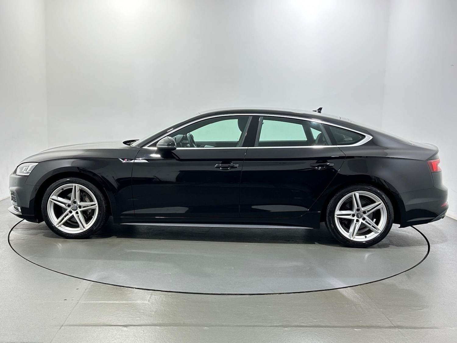 Used Audi A5 for sale - 77278649: Photo 5