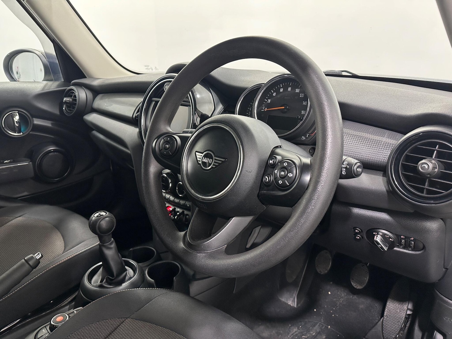 Used MINI Hatch 2019 for sale - 78184410: Photo 10