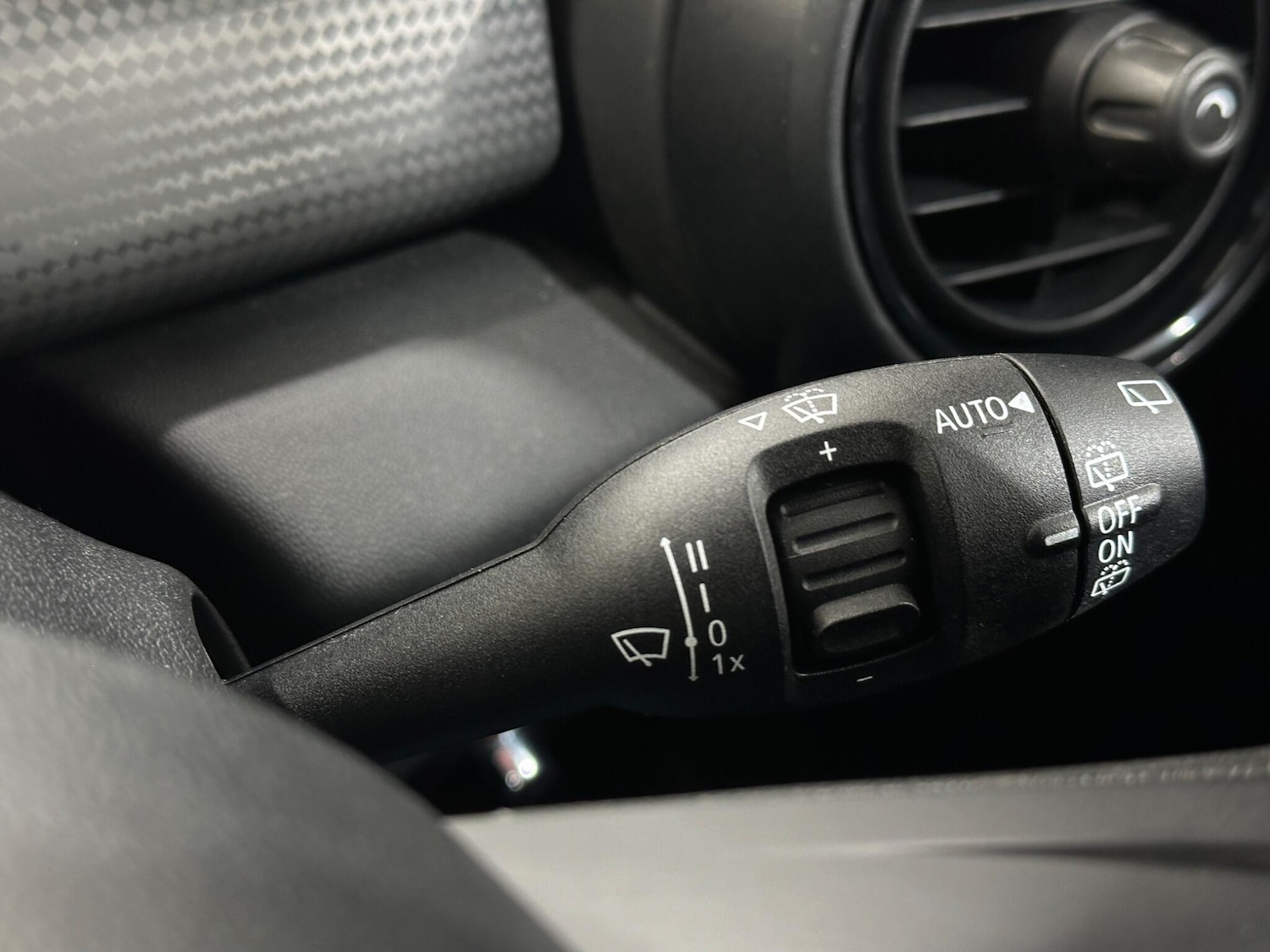 Used MINI Hatch 2019 for sale - 78184410: Photo 16