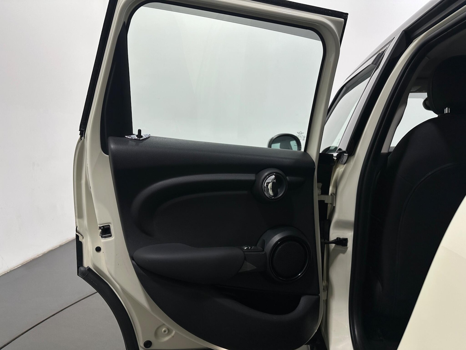 Used MINI Hatch 2019 for sale - 78184410: Photo 39