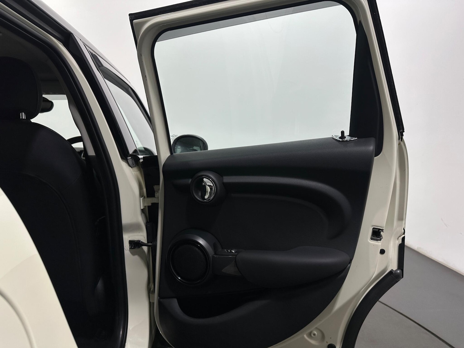 Used MINI Hatch 2019 for sale - 78184410: Photo 42