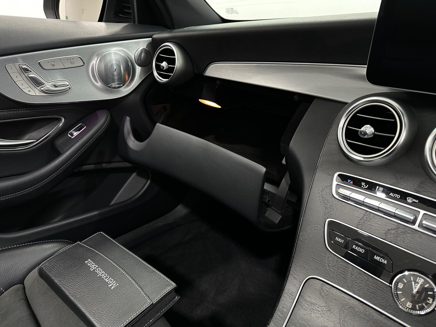 Used Mercedes-Benz C Class for sale - 77925306: Photo 28