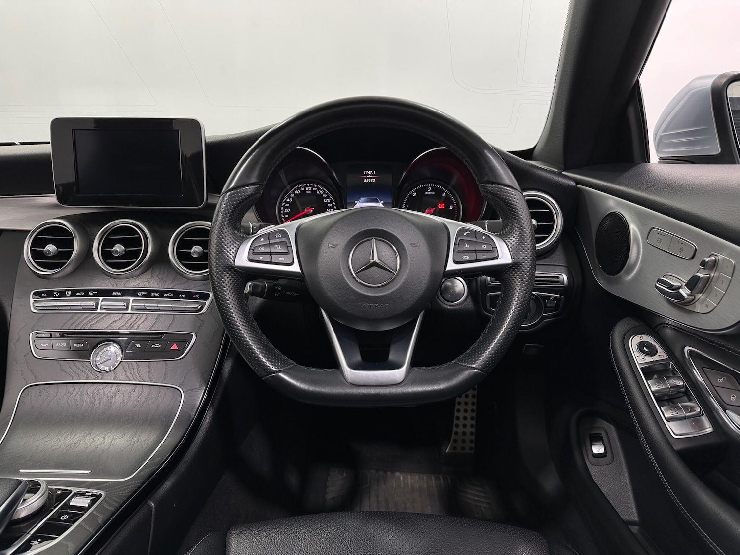 Used Mercedes-Benz C Class 2018 for sale - 77351421: Photo 13