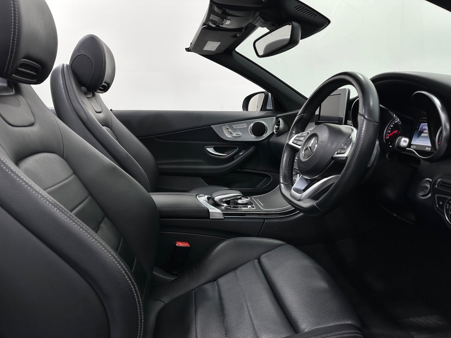 Used Mercedes-Benz C Class 2018 for sale - 77351421: Photo 33