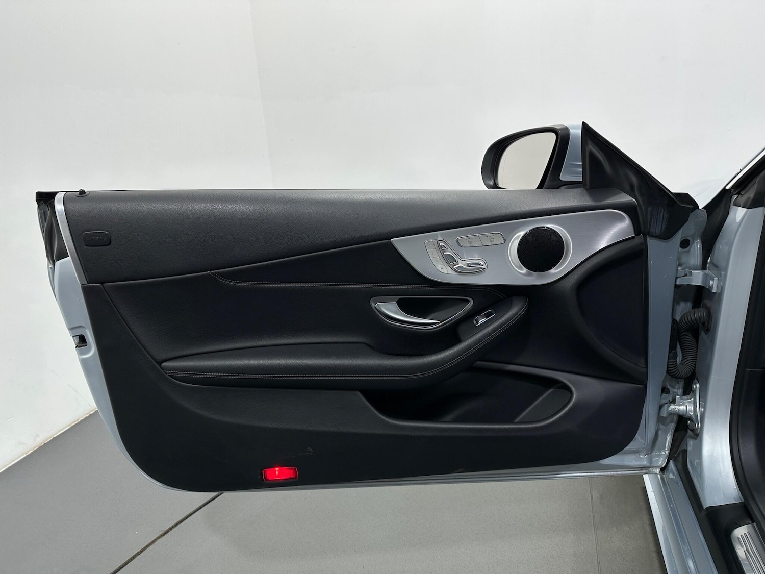 Used Mercedes-Benz C Class 2018 for sale - 77351421: Photo 38