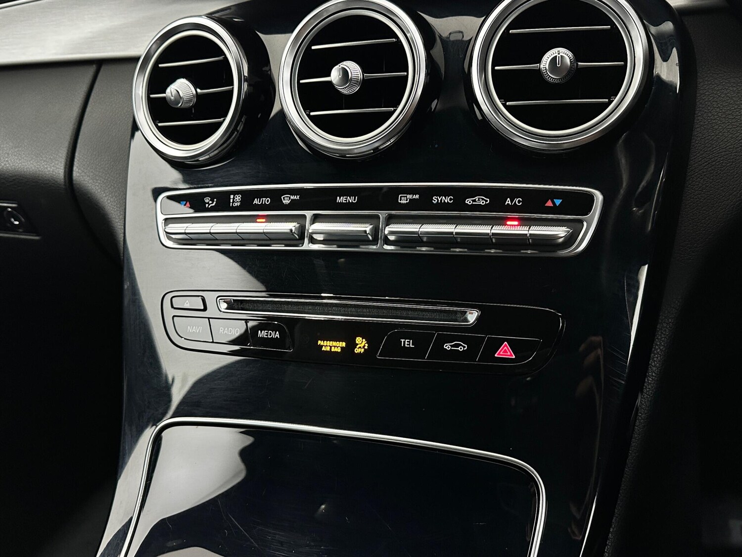 Used Mercedes-Benz C Class 2016 for sale - 77852817: Photo 23