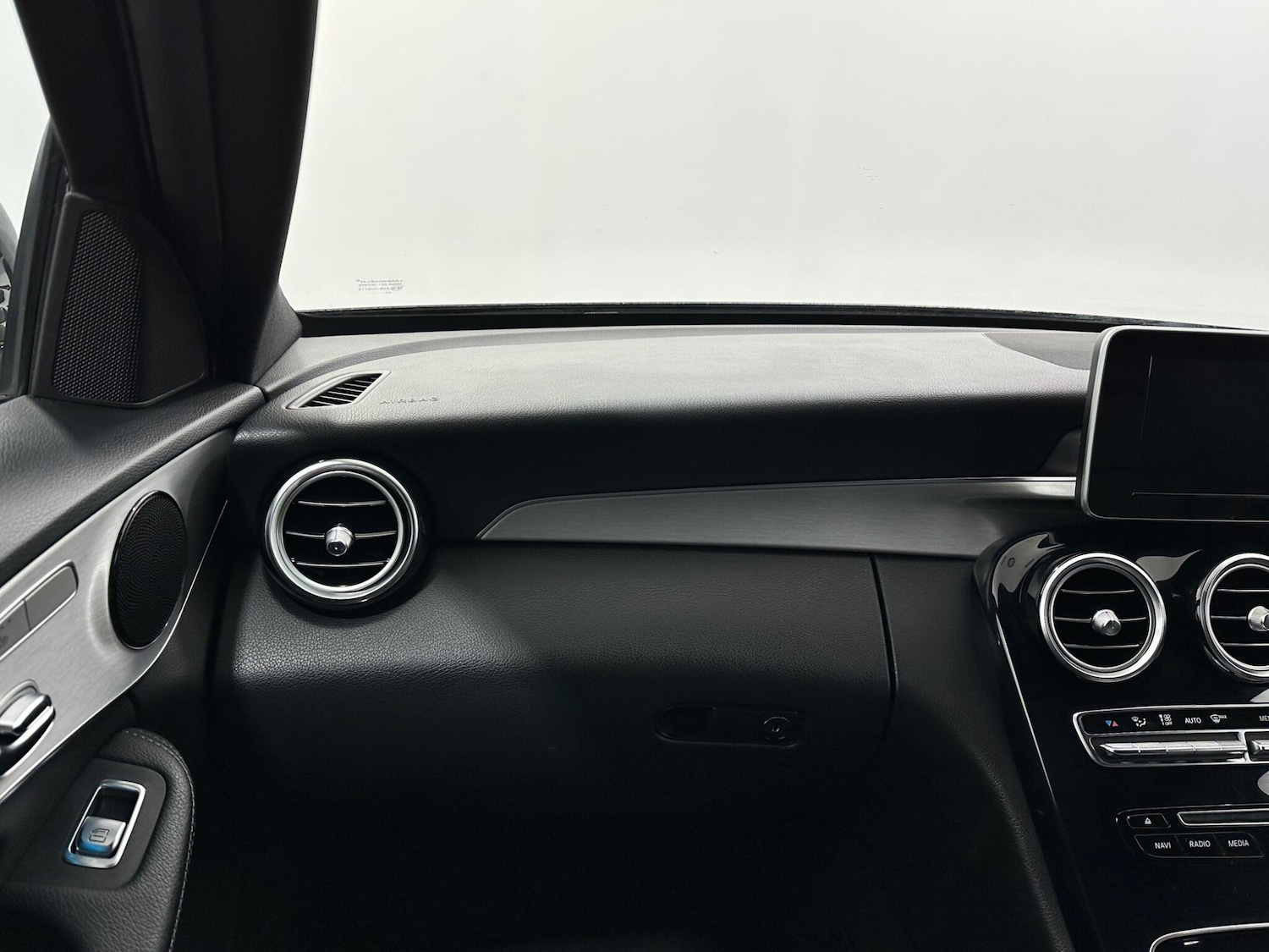 Used Mercedes-Benz C Class 2016 for sale - 77852817: Photo 30