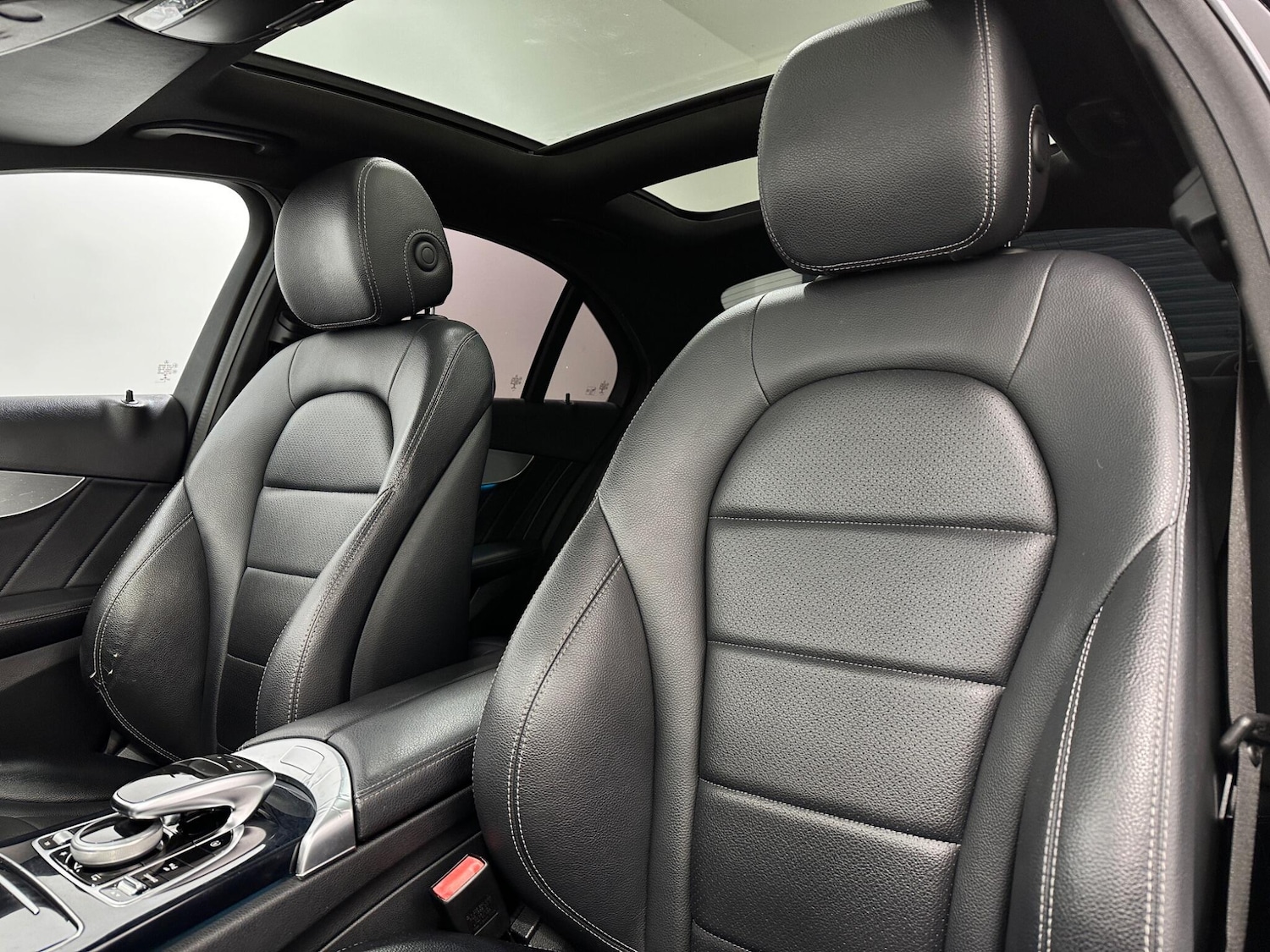 Used Mercedes-Benz C Class 2016 for sale - 77852817: Photo 37