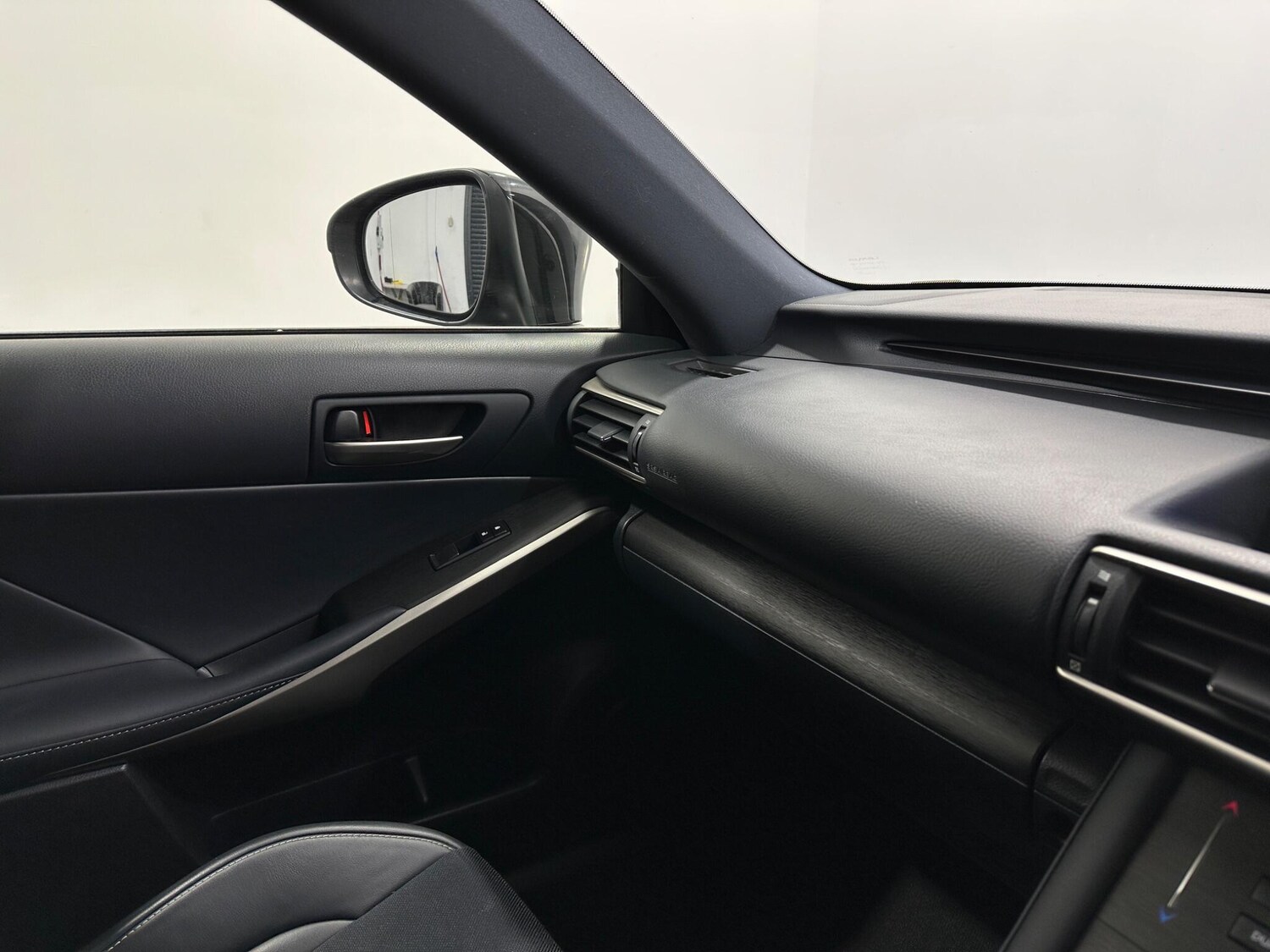 Used Lexus IS for sale - 77455936: Photo 28