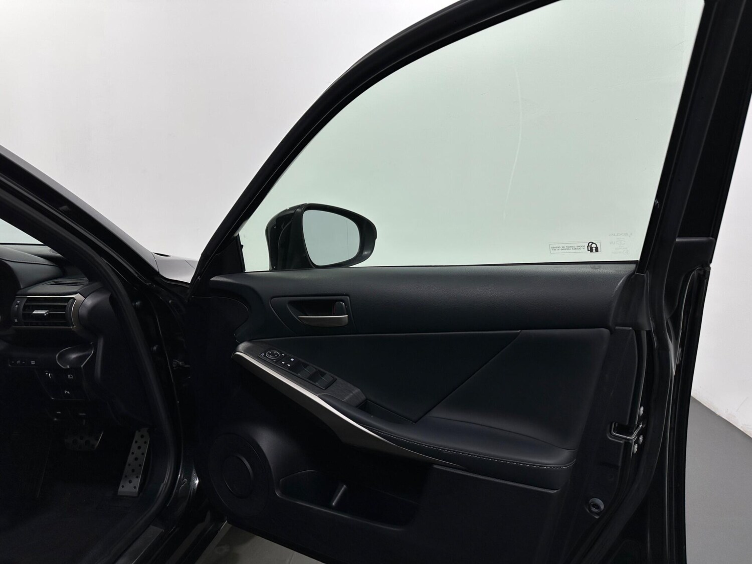 Used Lexus IS for sale - 77455936: Photo 35