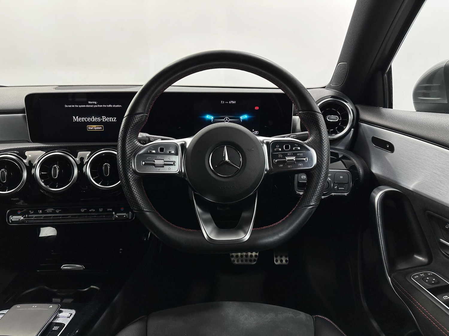 Used Mercedes-Benz A-Class 2019 for sale - 76878918: Photo 12