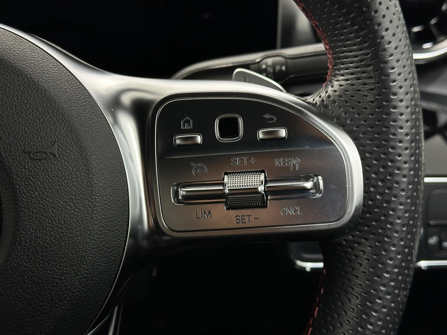 Used Mercedes-Benz A-Class 2019 for sale - 76878918: Photo 15